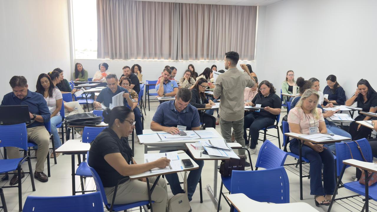 Servidor do TCE-PR ministra oficina do Progov em Umuarama no dia 11 de março