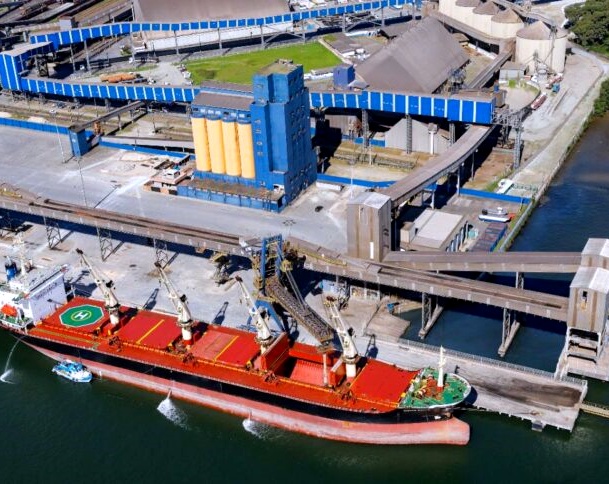 Terminal Portuário PAR-09, que compõe a estrutura do Porto de Paranaguá, no Litoral do Paraná. Foto: Portos do Paraná/Divulgação