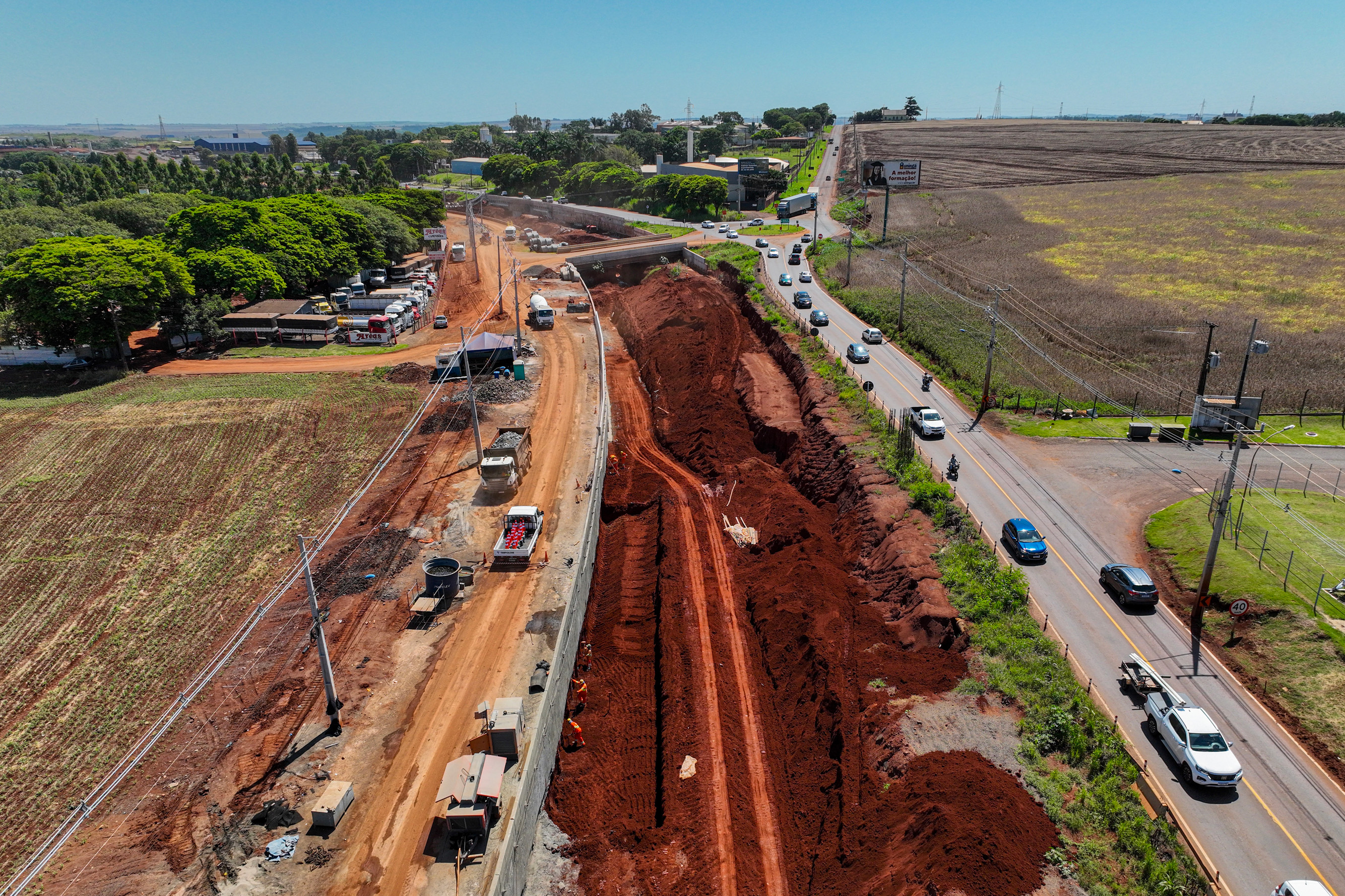 Obras de duplicação da PR-317 entre Maringá e Iguaraçu