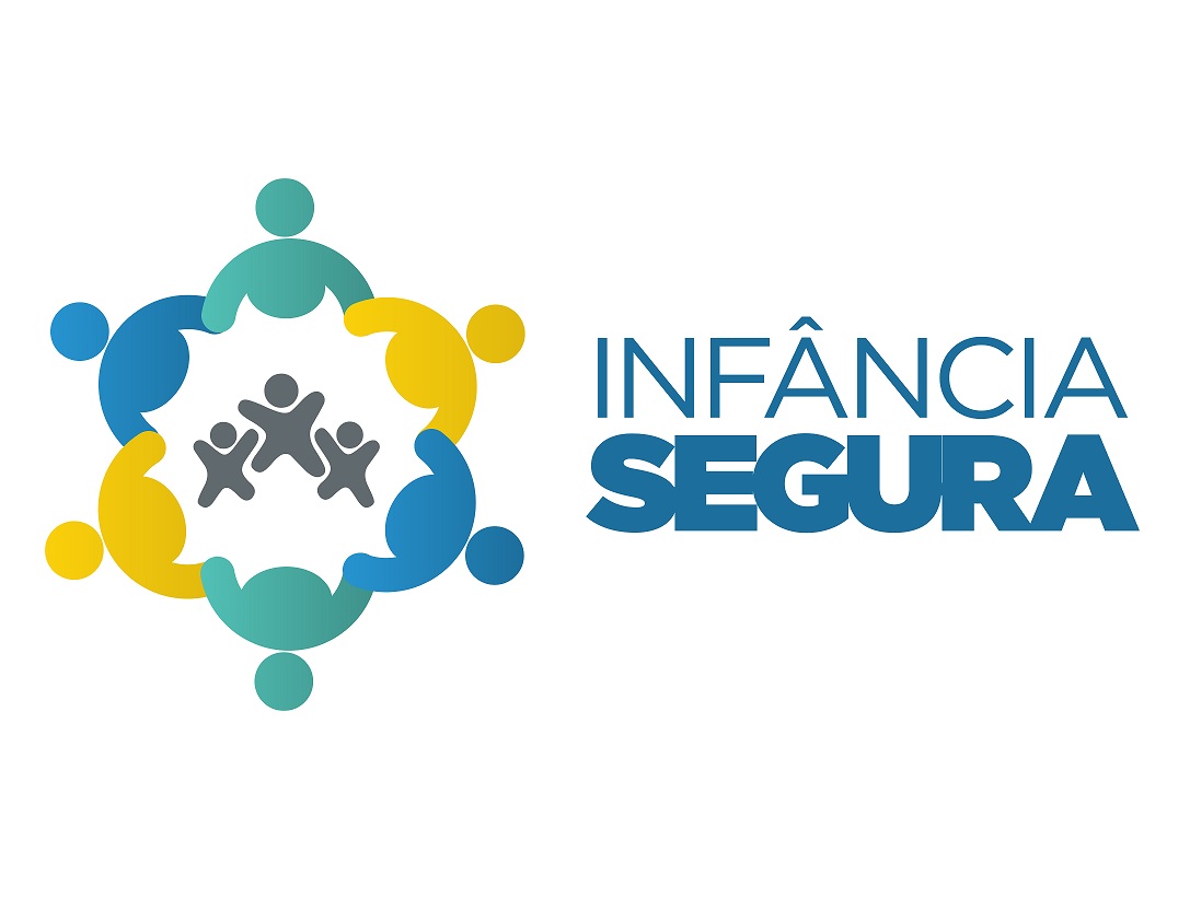 Logomarca do levantamento nacional "Infância Segura", realizado pela Associação dos Membros dos Tribunais de Contas do Brasil (Atricon) em 2024 a respeito da efetividade das ações e políticas públicas voltadas à proteção de crianças e adolescentes nos estados e municípios do país